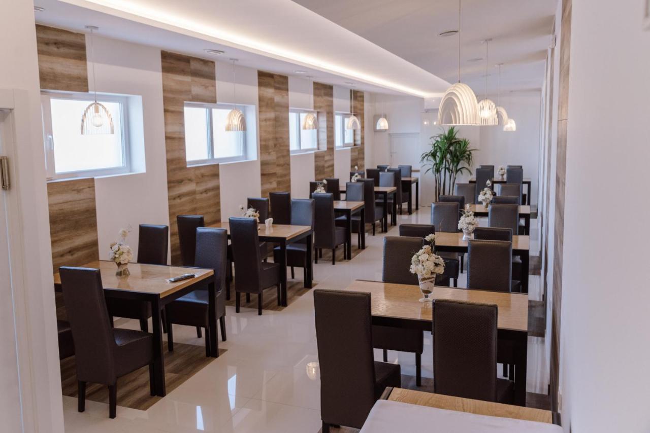 Princ Apartment Ni Exteriör bild