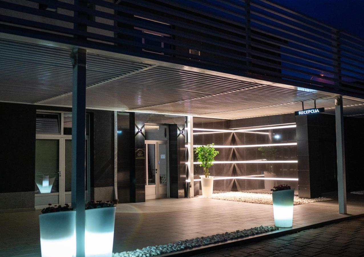 Princ Apartment Ni Exteriör bild